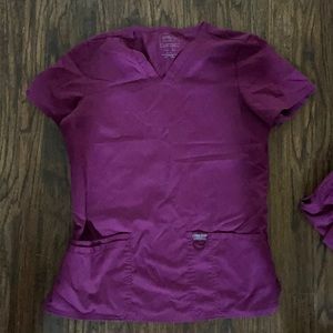 Cherokee wine scrub set